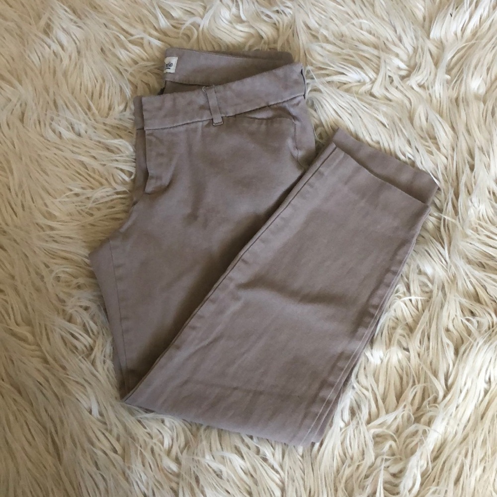 Old navy pixie ankle pants in khaki